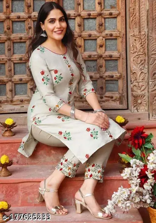 Women's fashion 