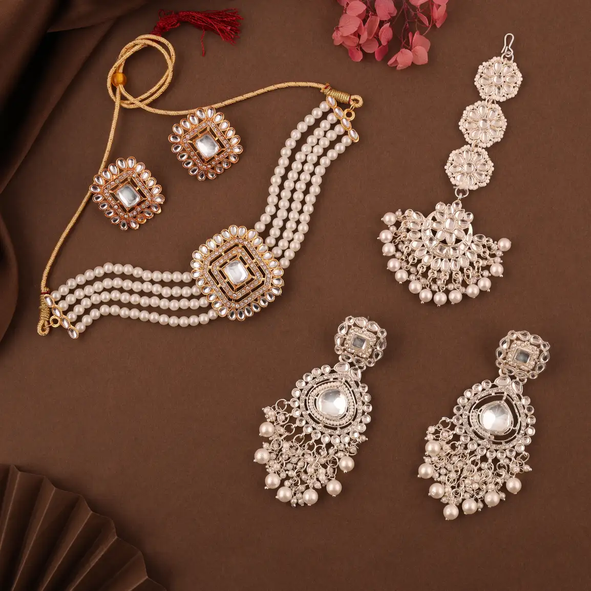 Brass Jewel Set (Gold, White)