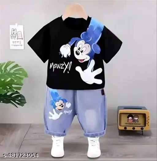 BOYS CLOTHING SET
